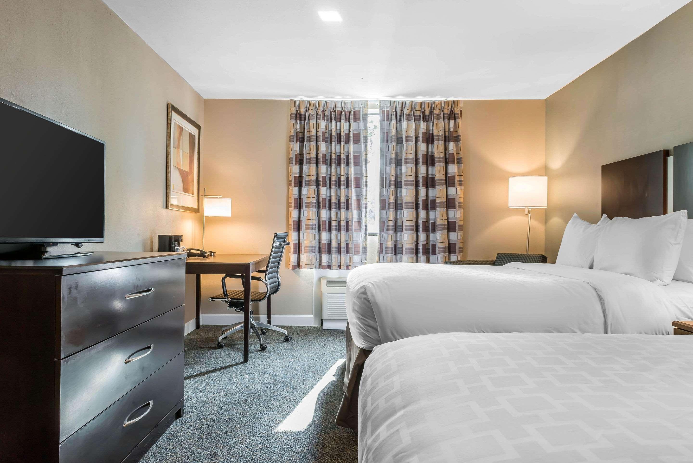 Clarion Inn Belle Vernon Extérieur photo